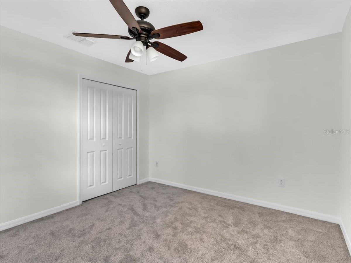 4924 REFLECTING POND CIR