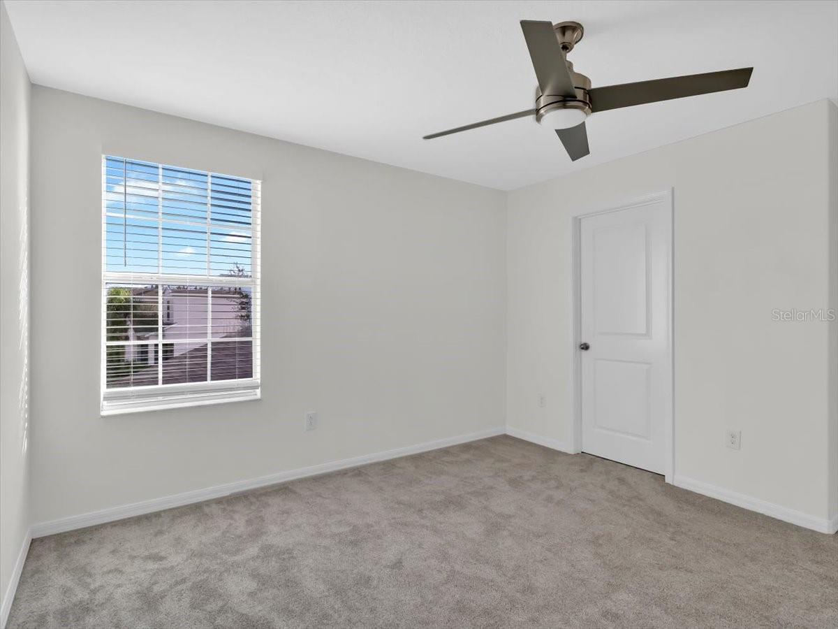 4924 REFLECTING POND CIR