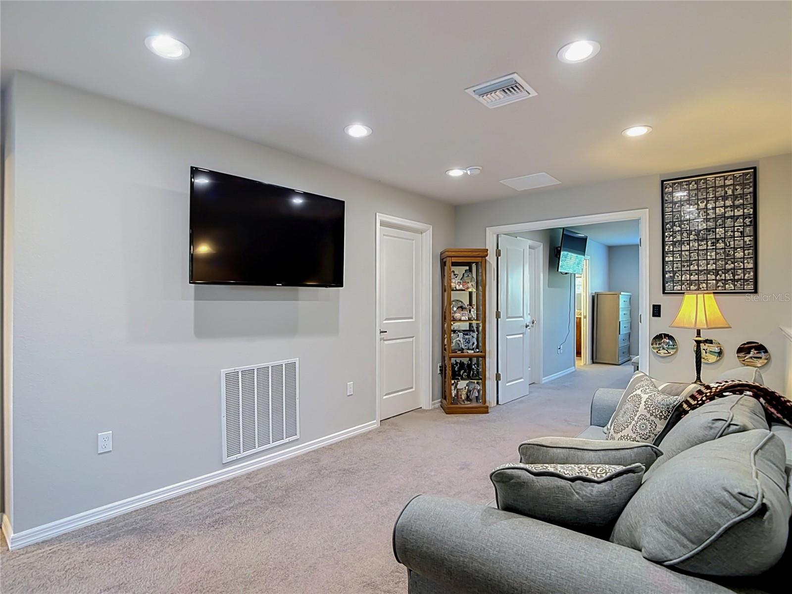 5364 RIVERWALK PRESERVE DR
