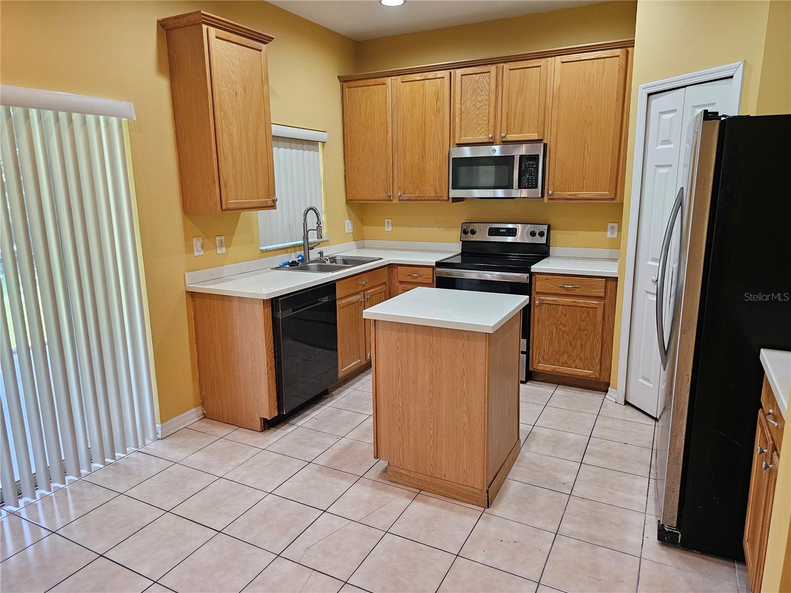 1147 EMERALD HILL WAY