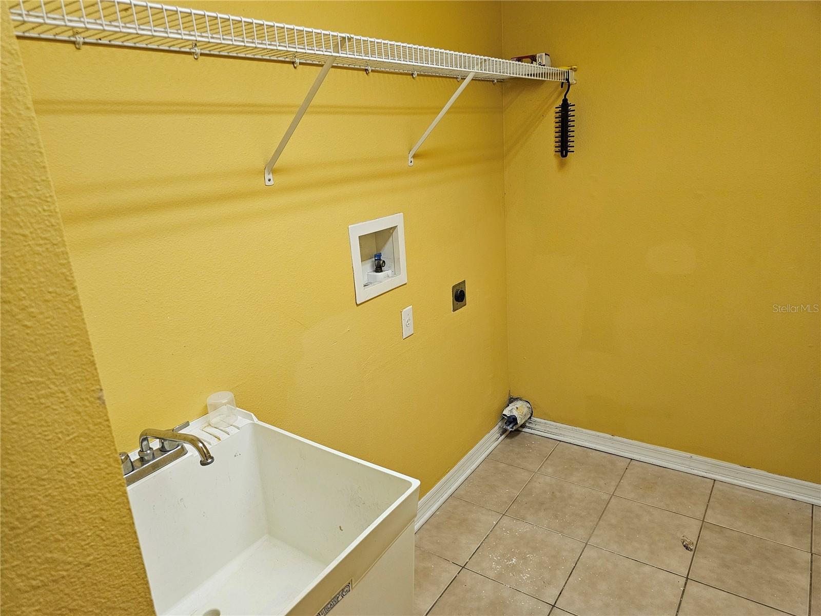 1147 EMERALD HILL WAY