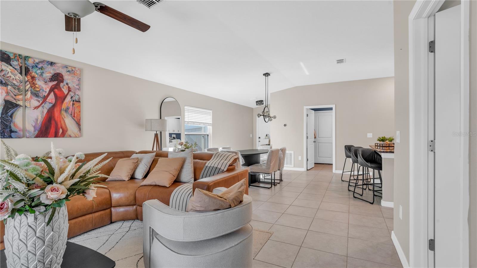 1841 CRINKLE LEAF CT
