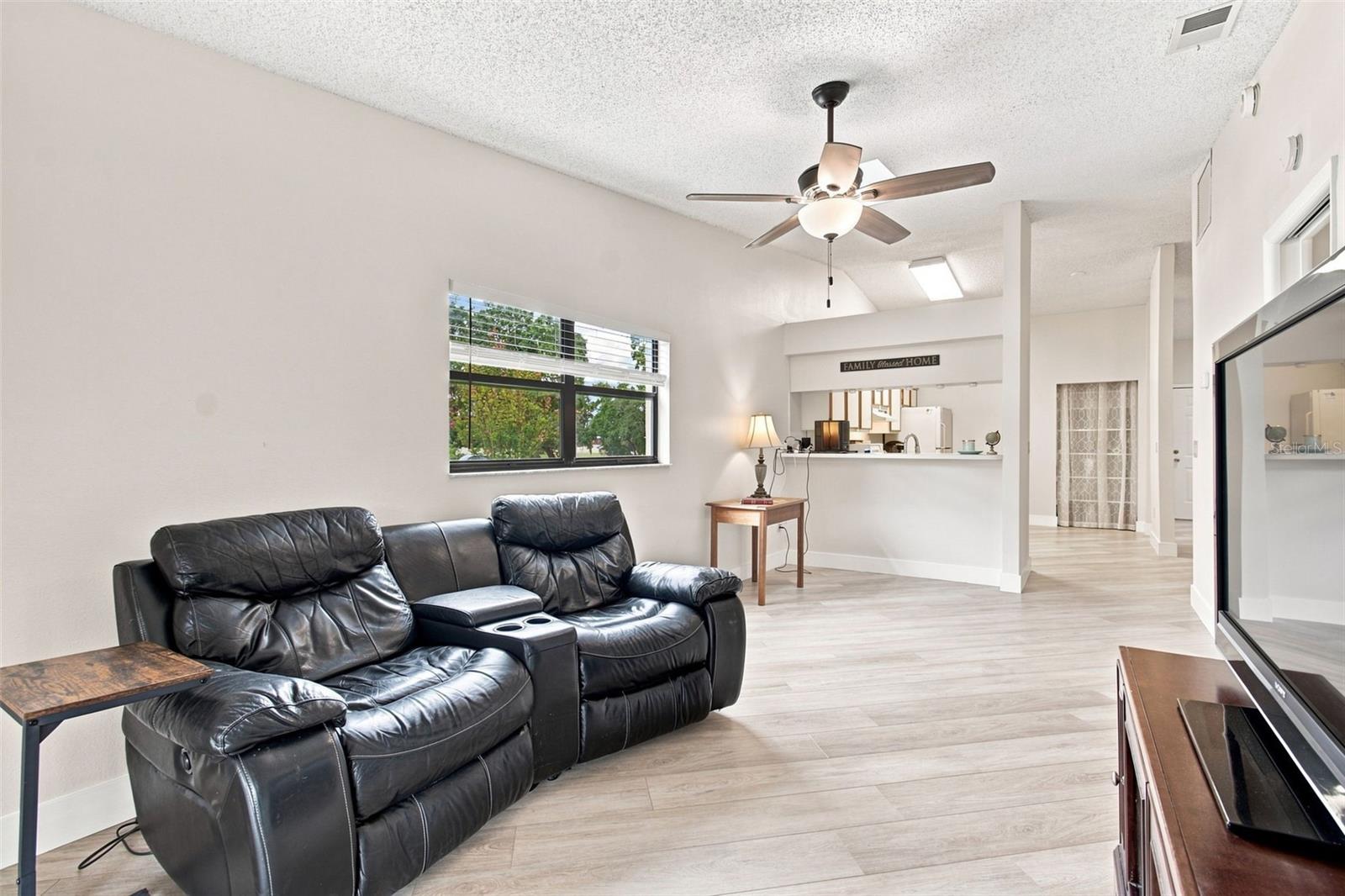 11712 SPRING TREE LN