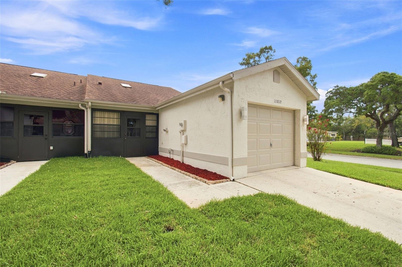 11712 SPRING TREE LN