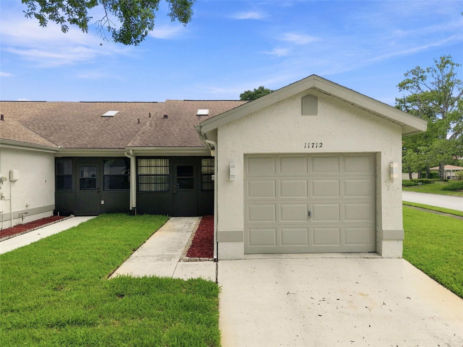 11712 SPRING TREE LN