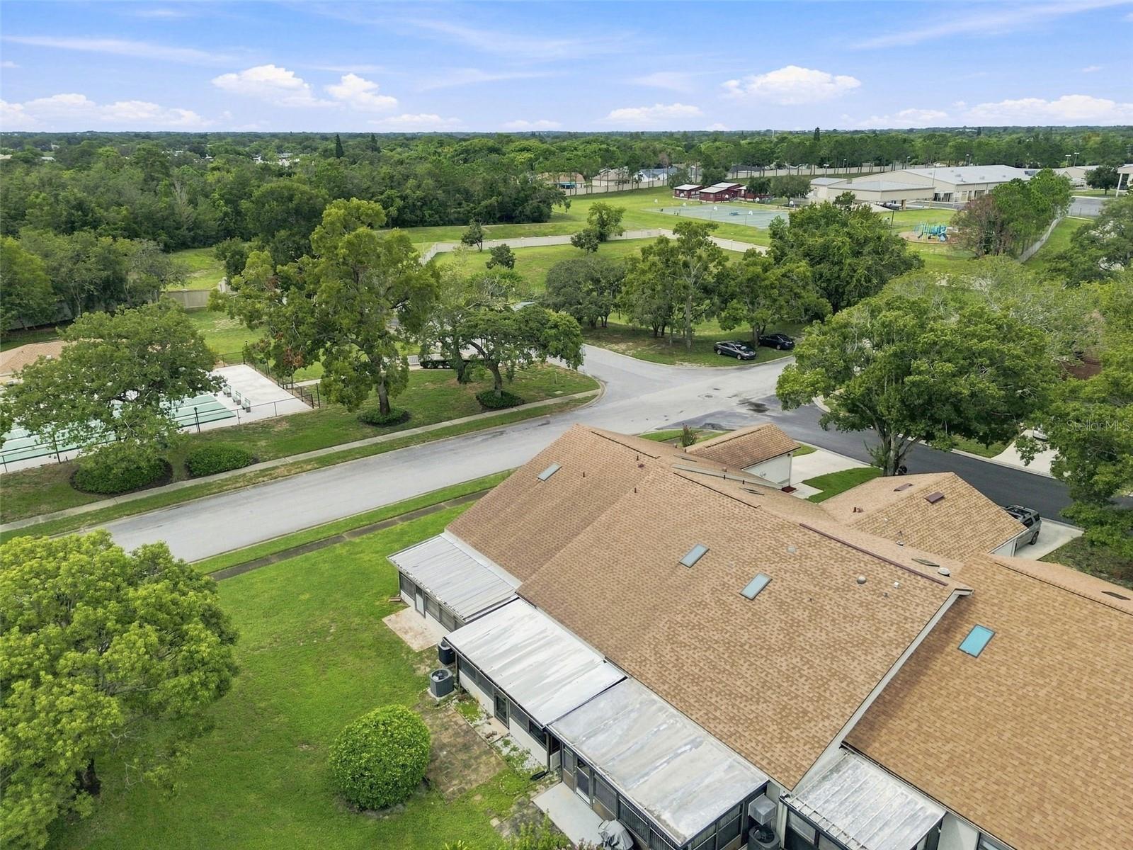11712 SPRING TREE LN