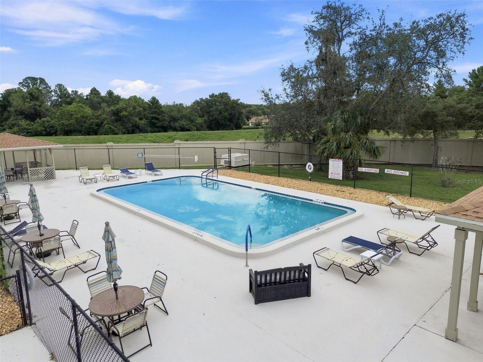 11712 SPRING TREE LN