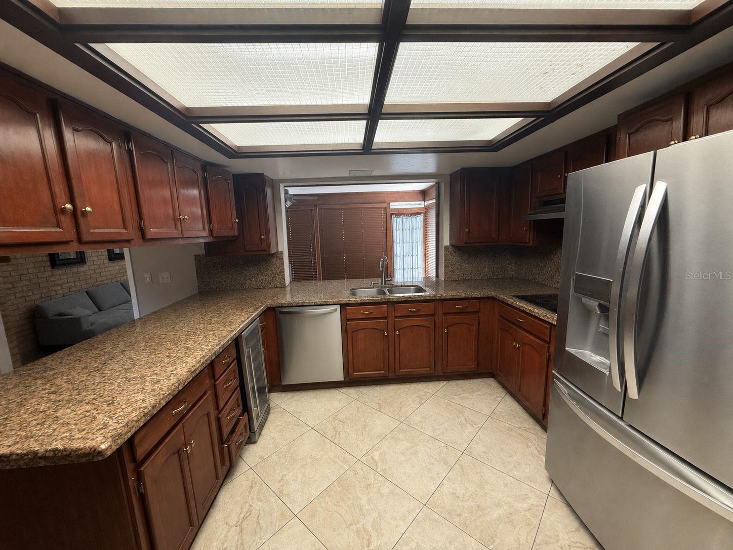 113 LOCUST DR