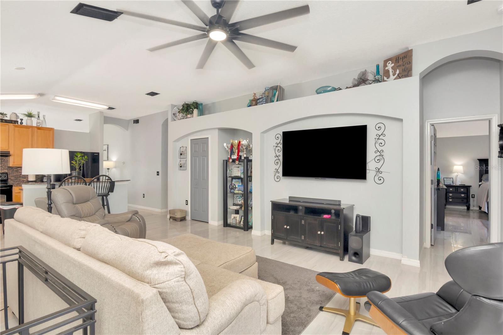 2239 ROANOKE SPRINGS DR