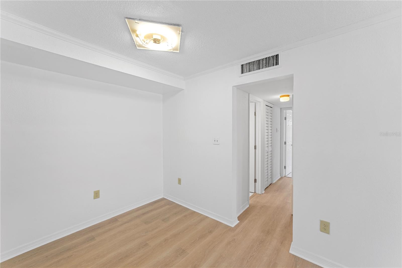 4854 MARINE PKWY #101