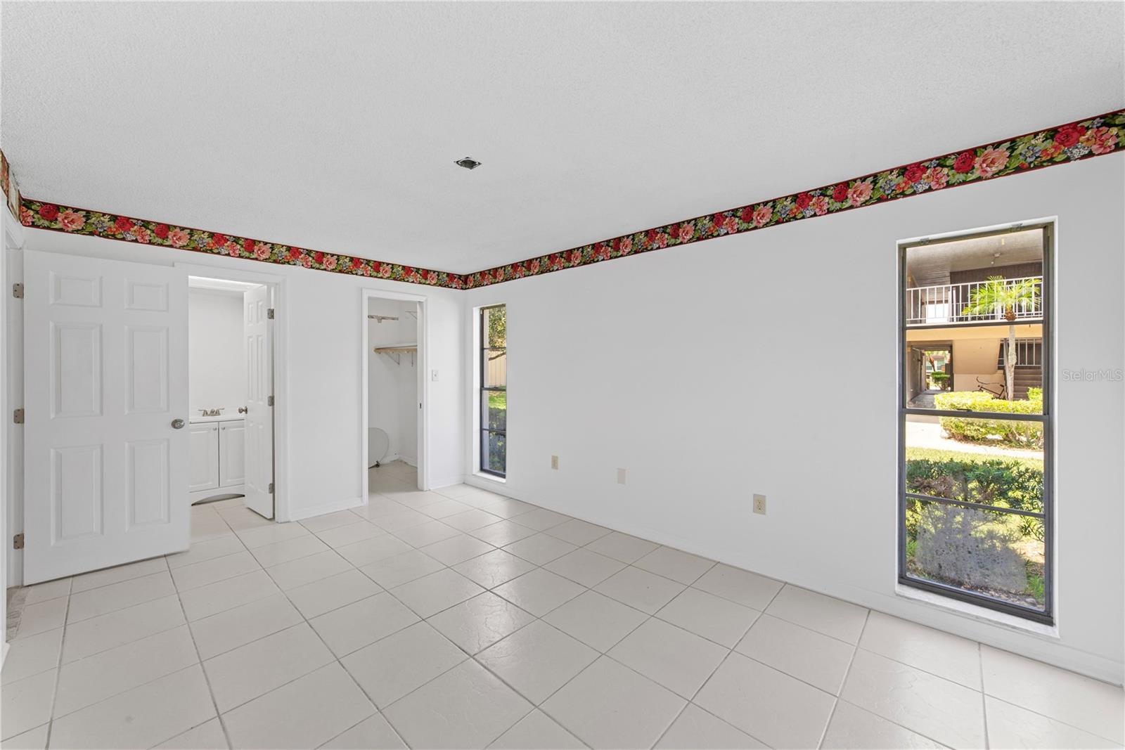 4854 MARINE PKWY #101
