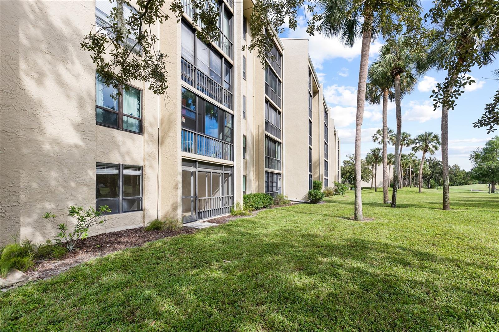 13626 GREENFIELD DR #109