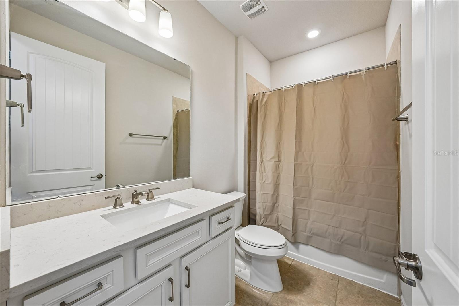 4613 DOVER BLUFF CT