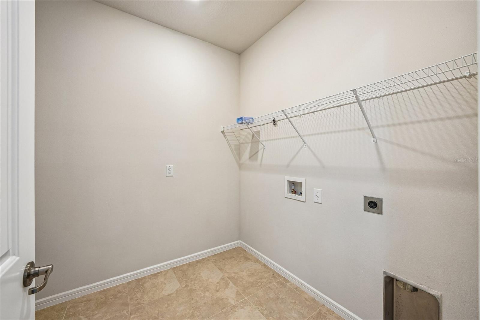 4613 DOVER BLUFF CT