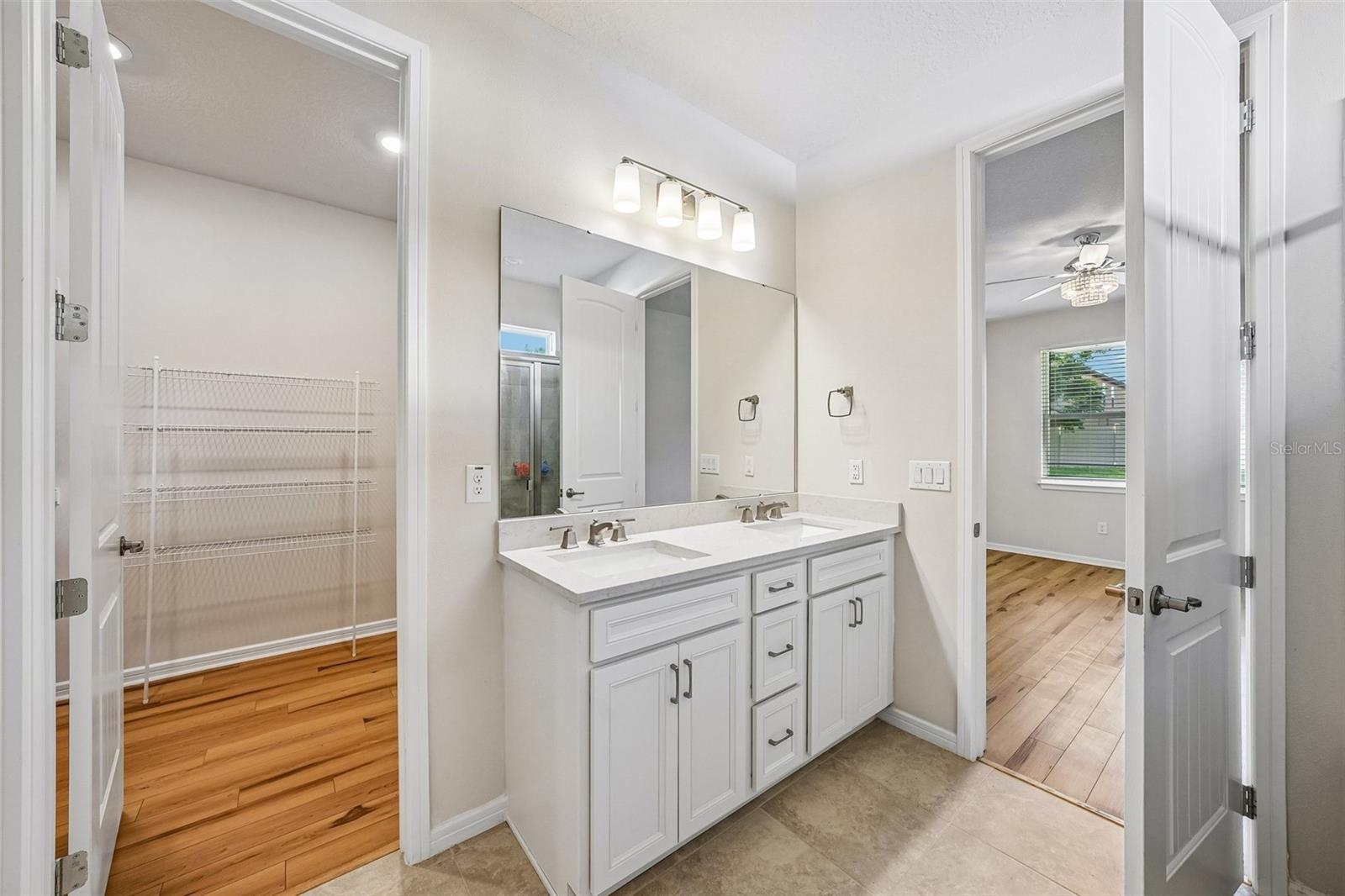 4613 DOVER BLUFF CT