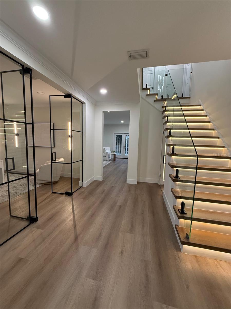 2802 W MORRISON AVE