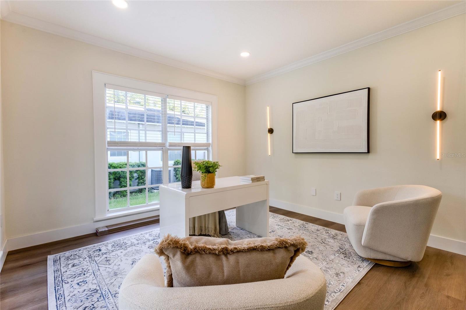 2802 W MORRISON AVE