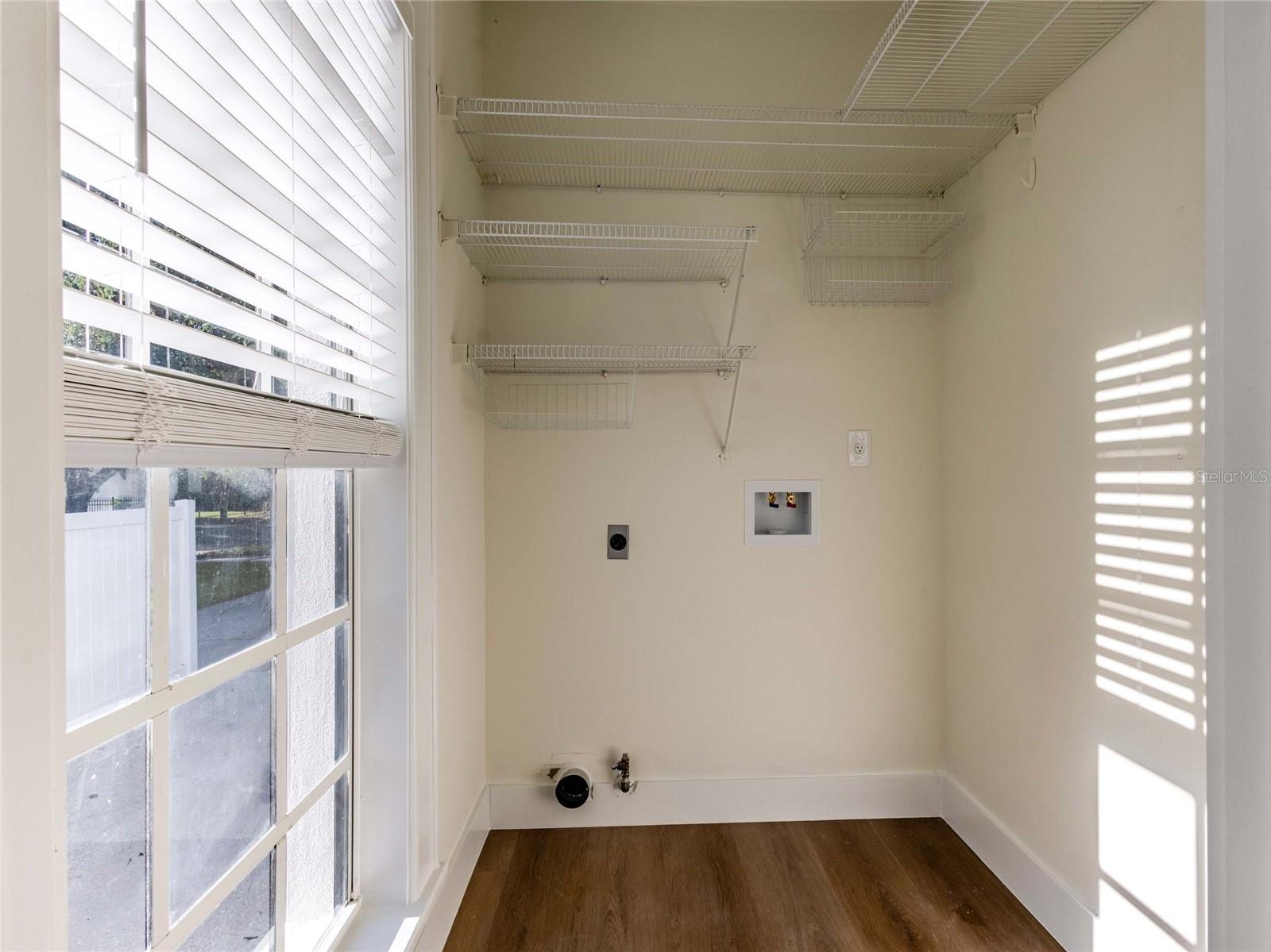 2802 W MORRISON AVE