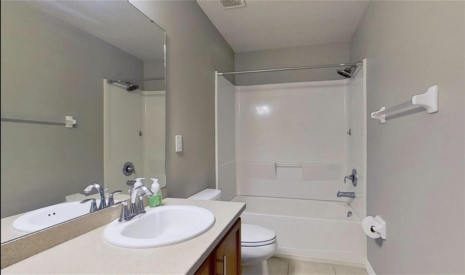 2863 MAPLE BROOK LOOP