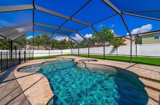 2863 MAPLE BROOK LOOP