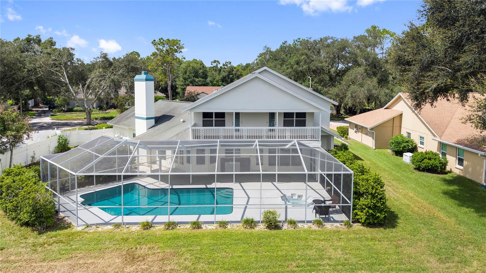 17919 CLEAR LAKE DR