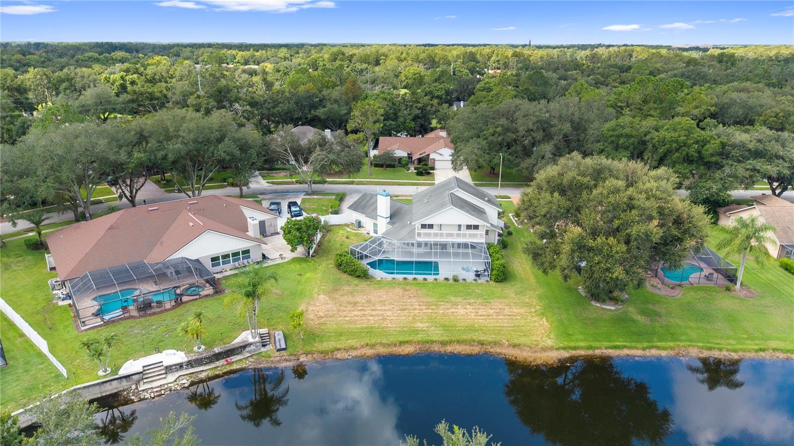 17919 CLEAR LAKE DR