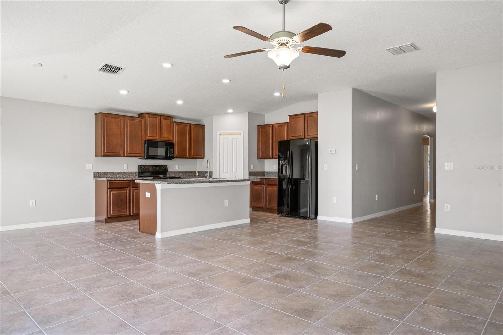 304 CASCADE BEND DR