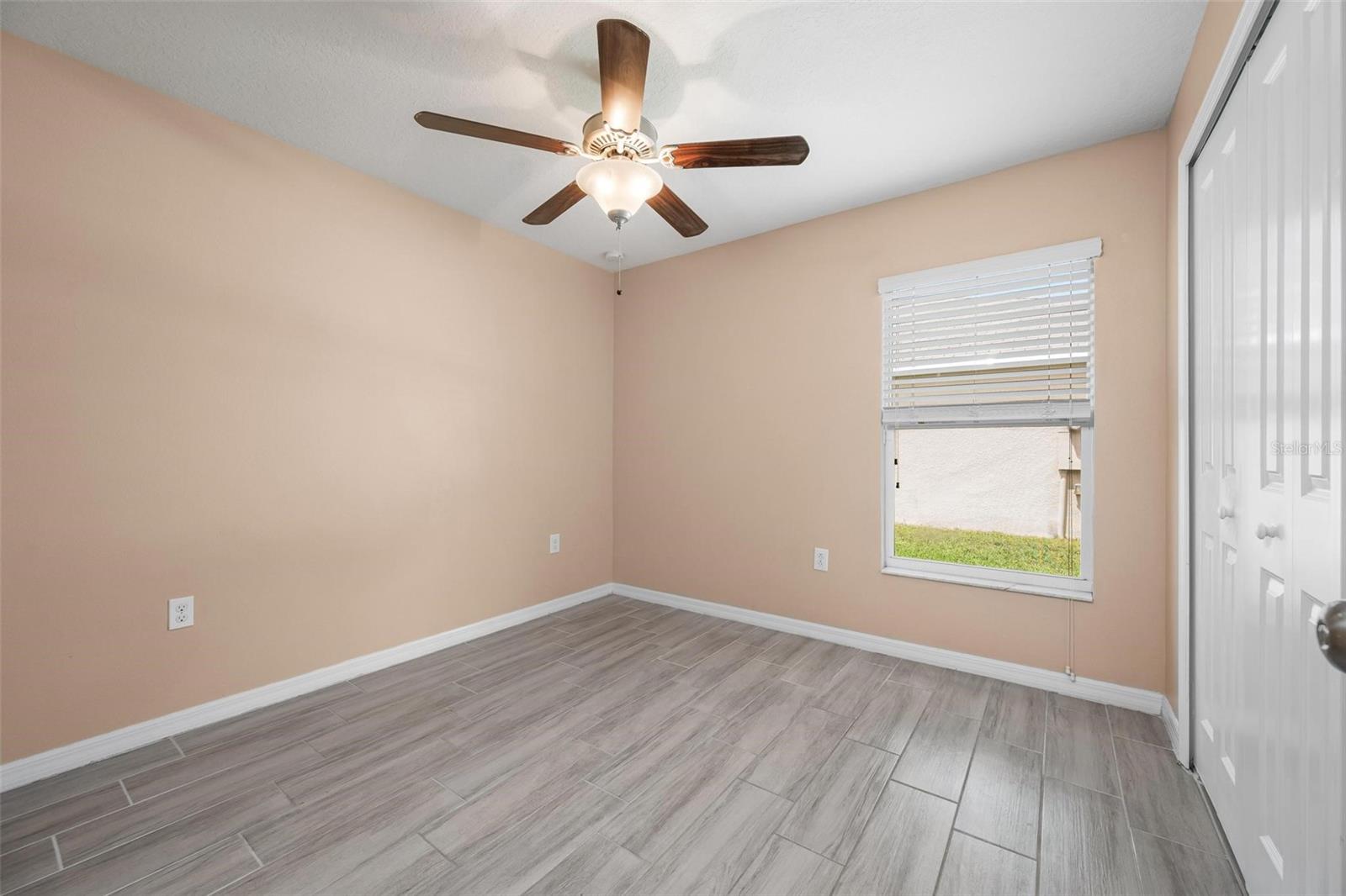 304 CASCADE BEND DR