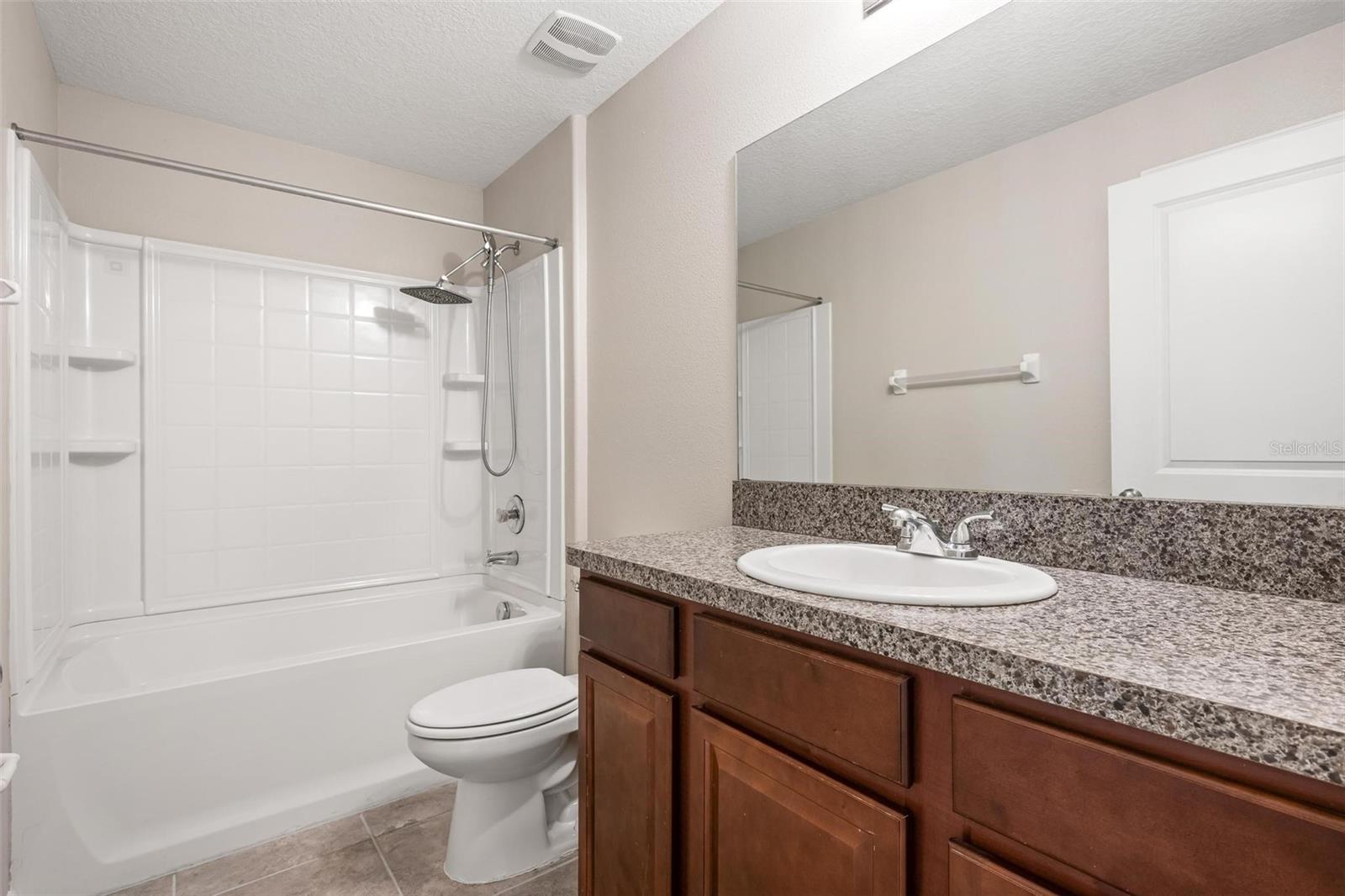 304 CASCADE BEND DR
