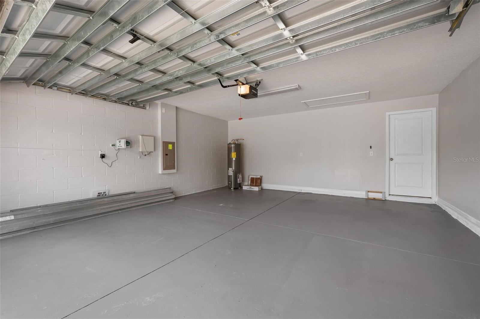 304 CASCADE BEND DR