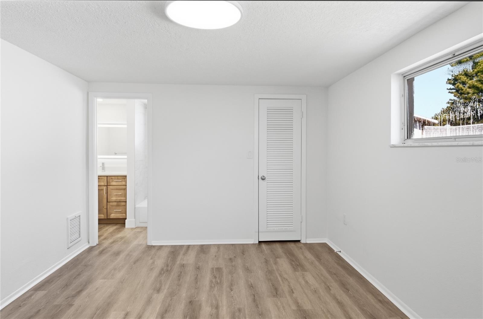 5109 TILSON DR