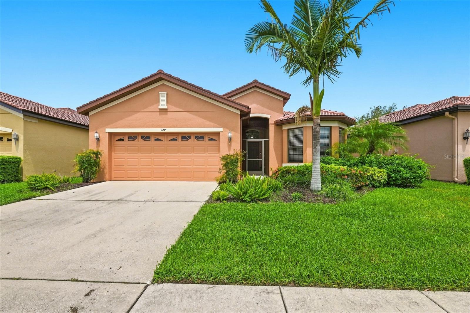 229 Silver Falls Dr, Apollo Beach