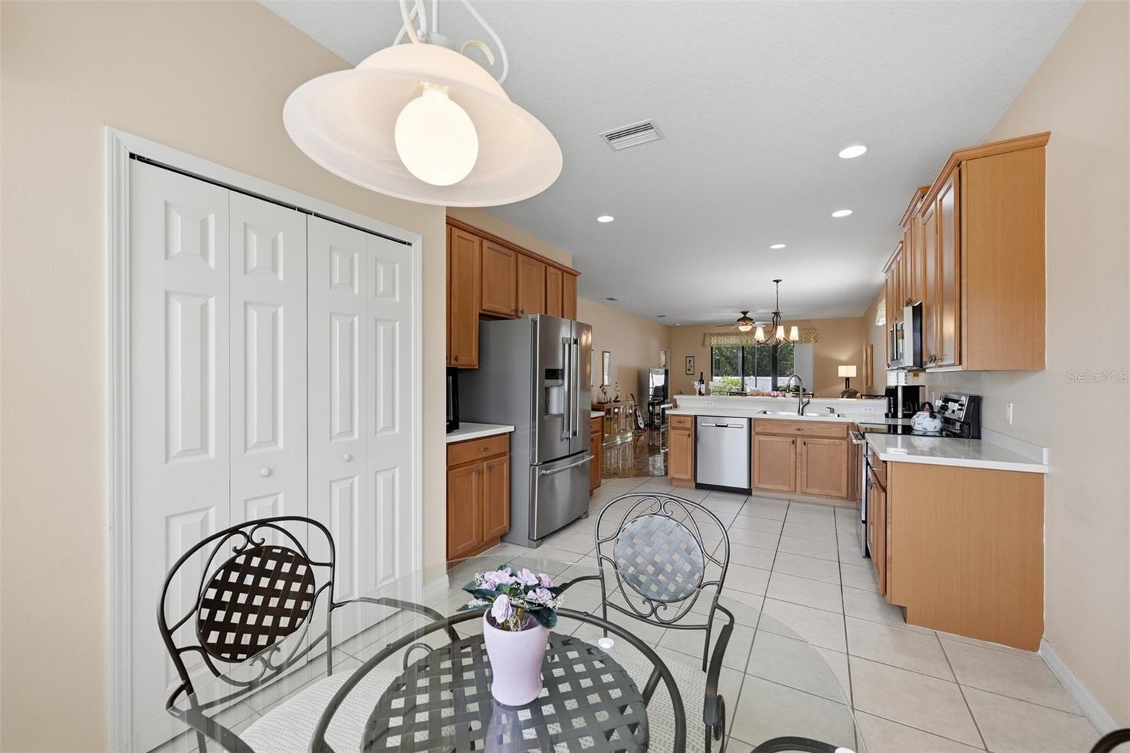 229 SILVER FALLS DR