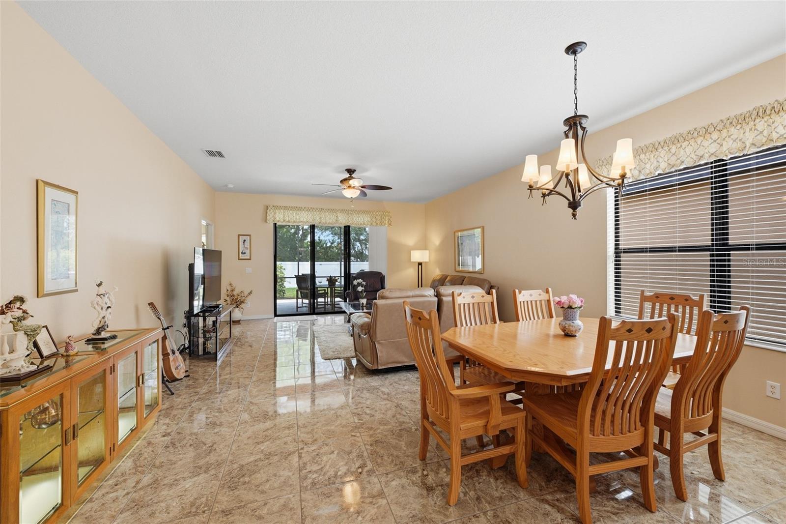 229 SILVER FALLS DR