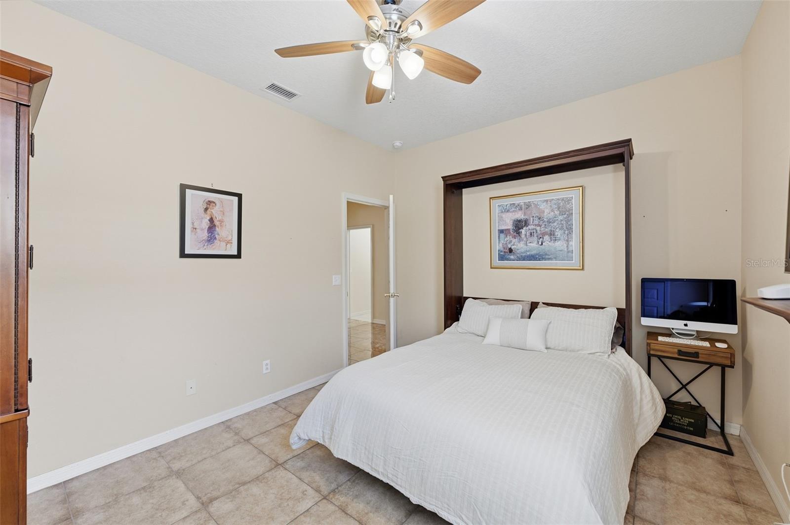229 SILVER FALLS DR