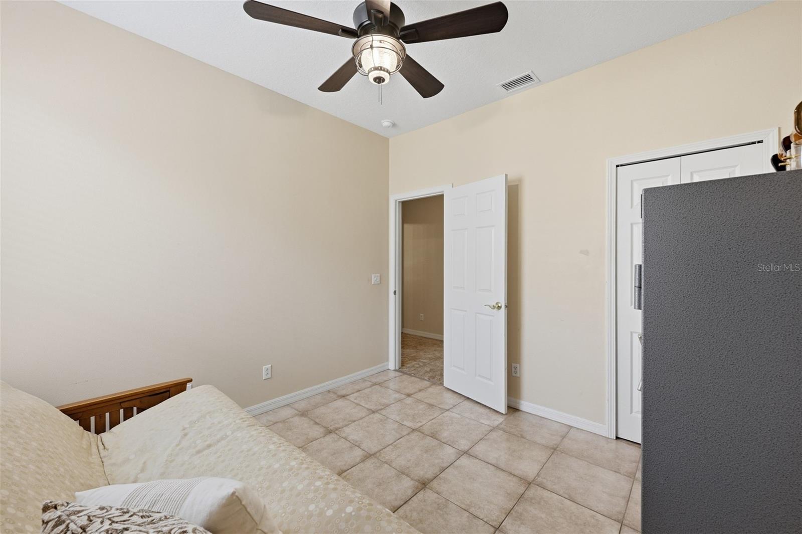 229 SILVER FALLS DR