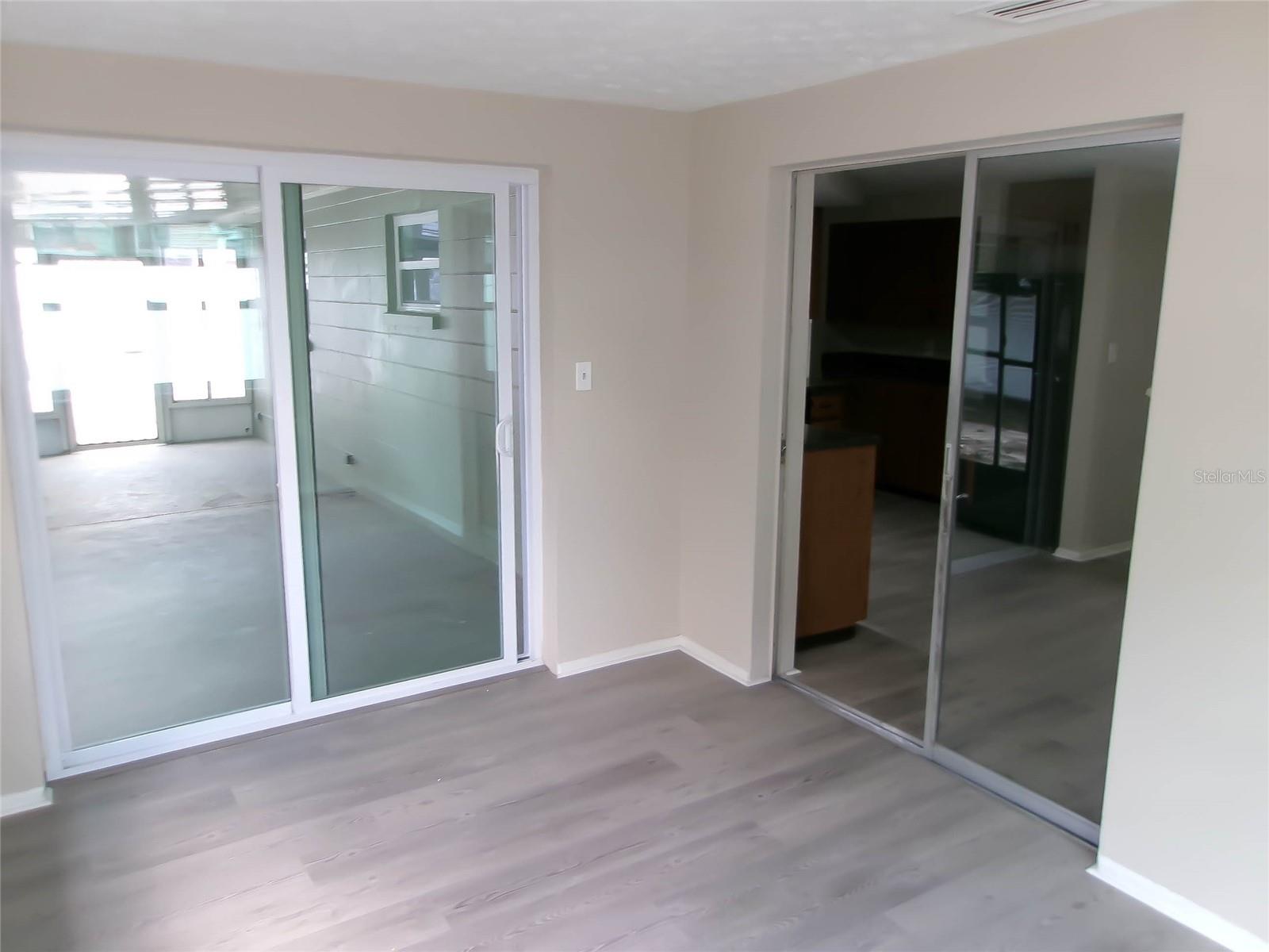 1421 NORMANDY BLVD