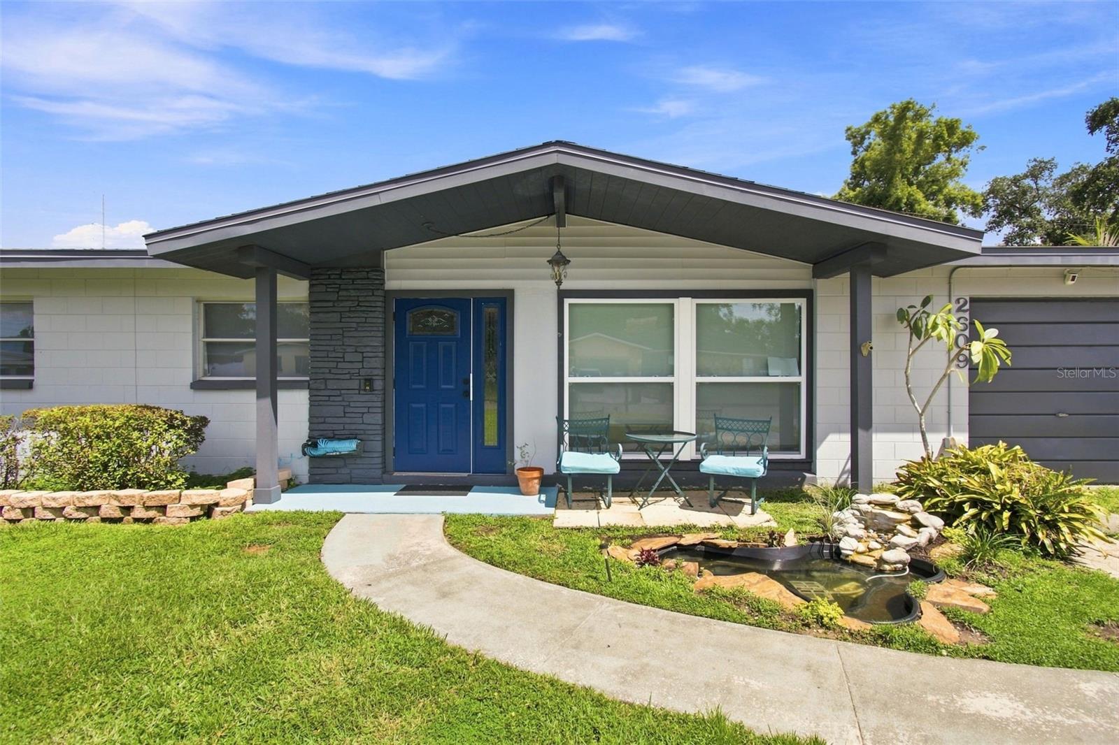 2609 AUBURN AVE W