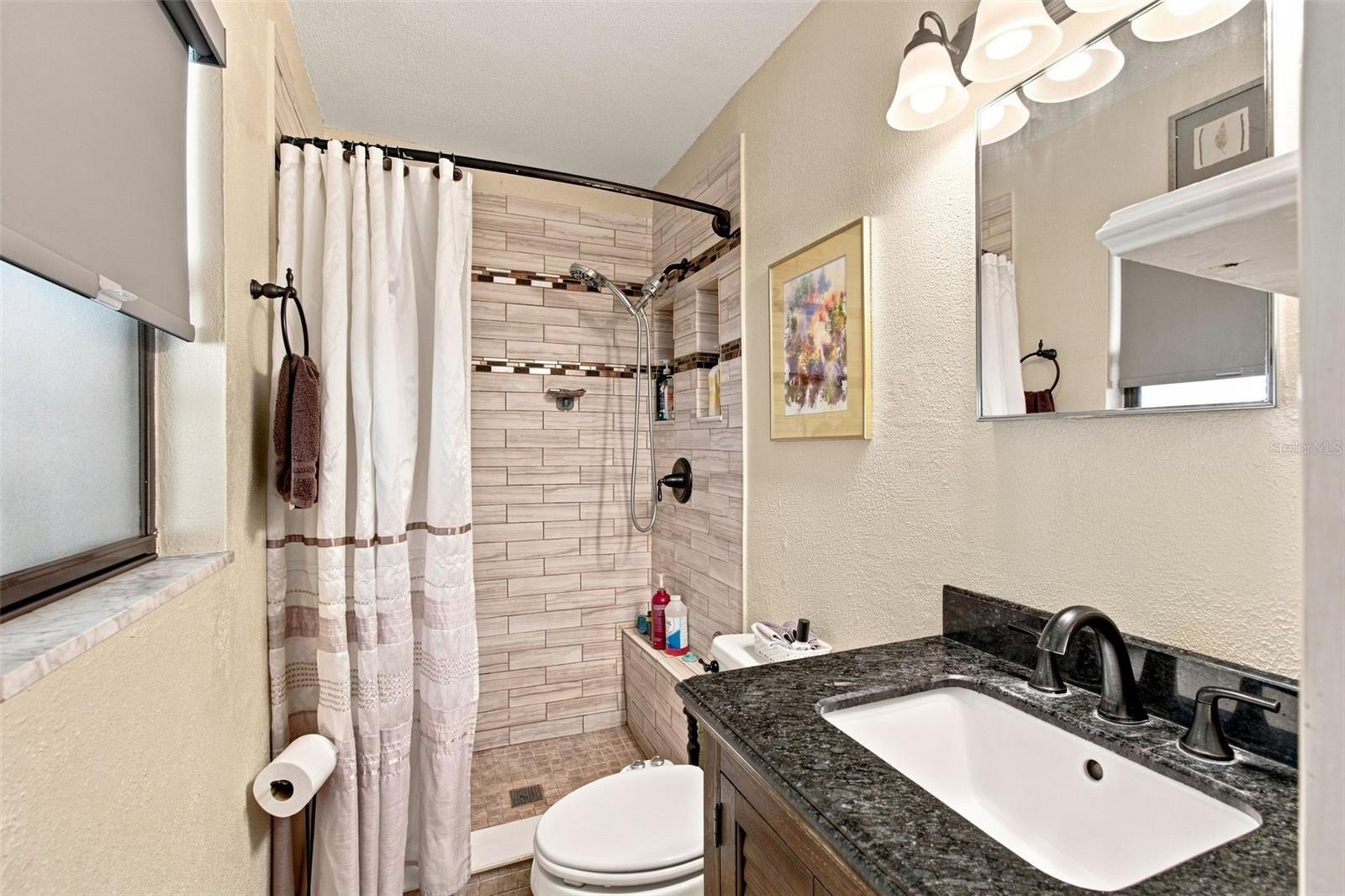 2609 AUBURN AVE W