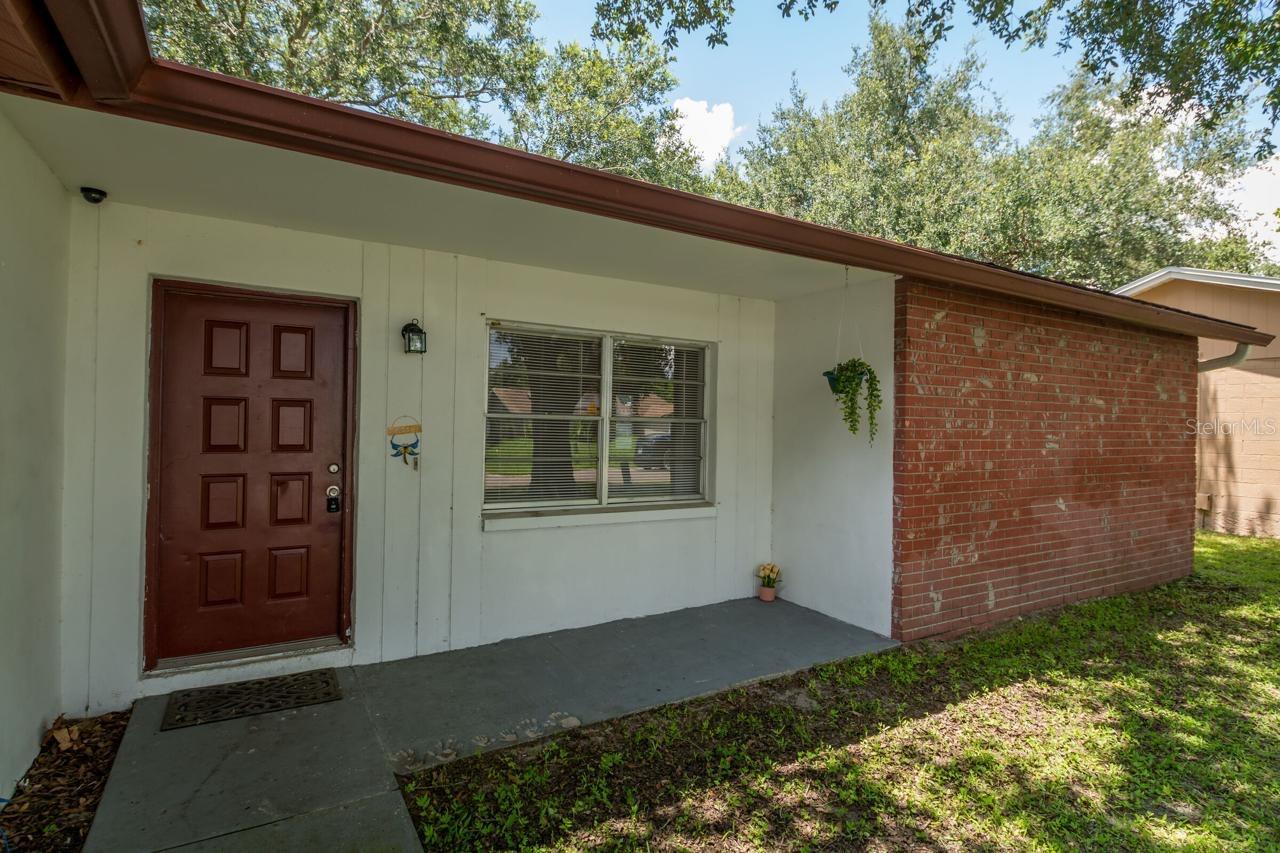 1074 BRIDLEWOOD WAY