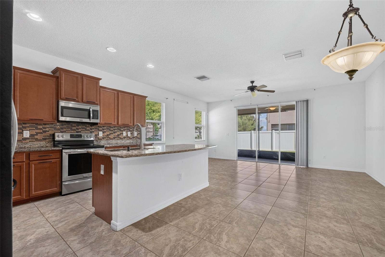 10406 ORCHID MIST CT