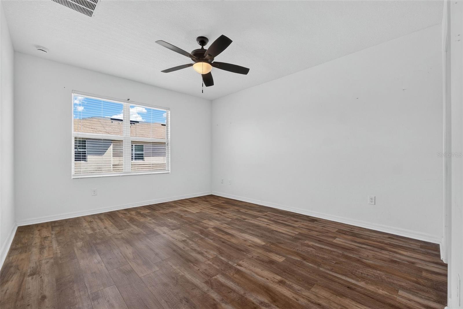 10406 ORCHID MIST CT