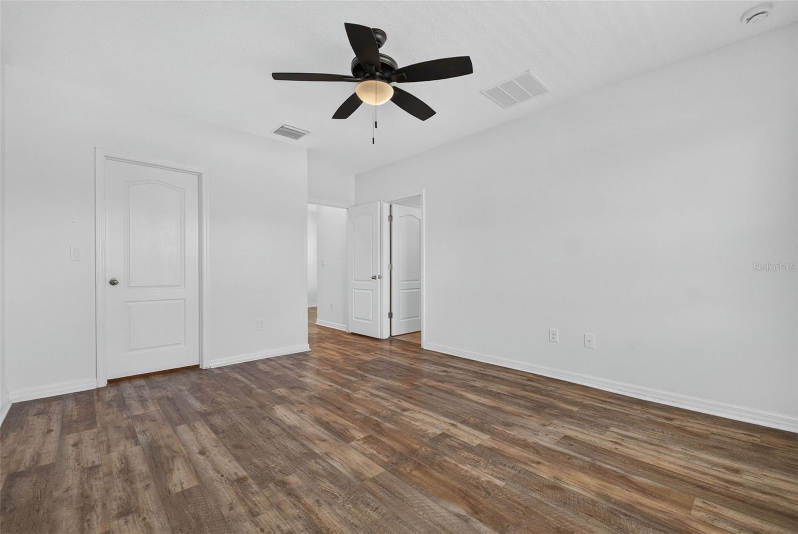 10406 ORCHID MIST CT