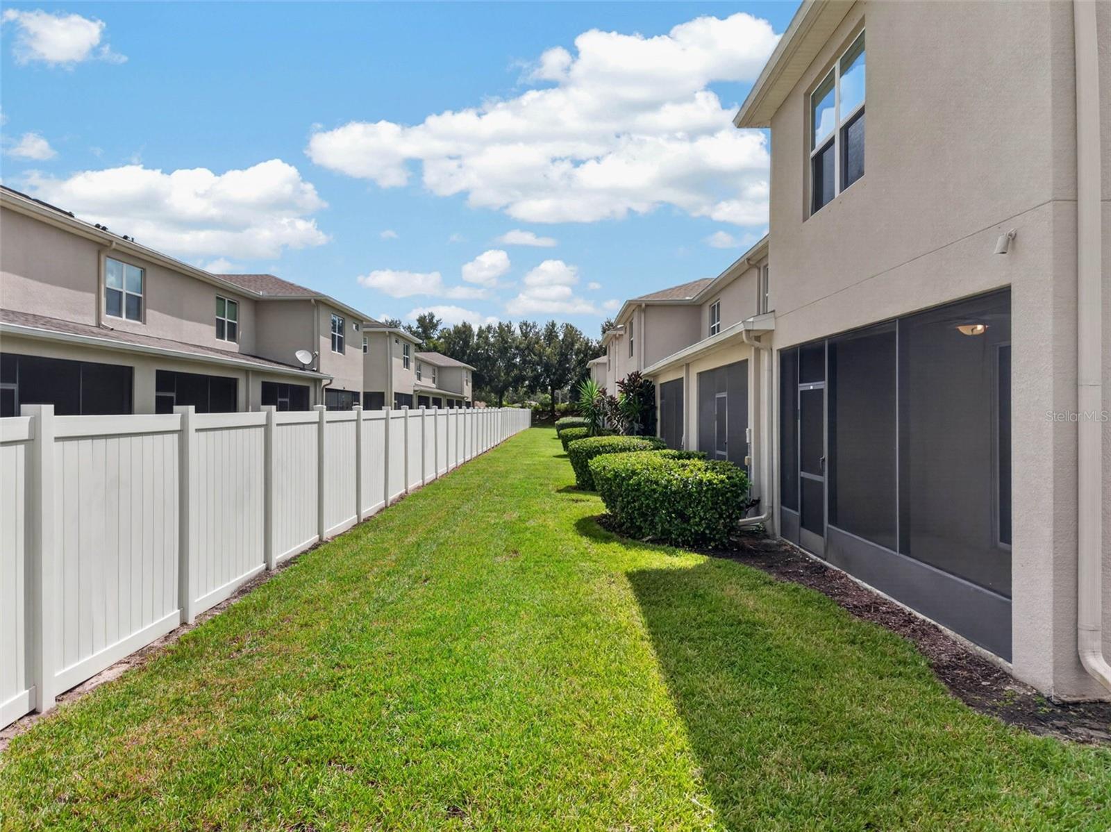 10406 ORCHID MIST CT
