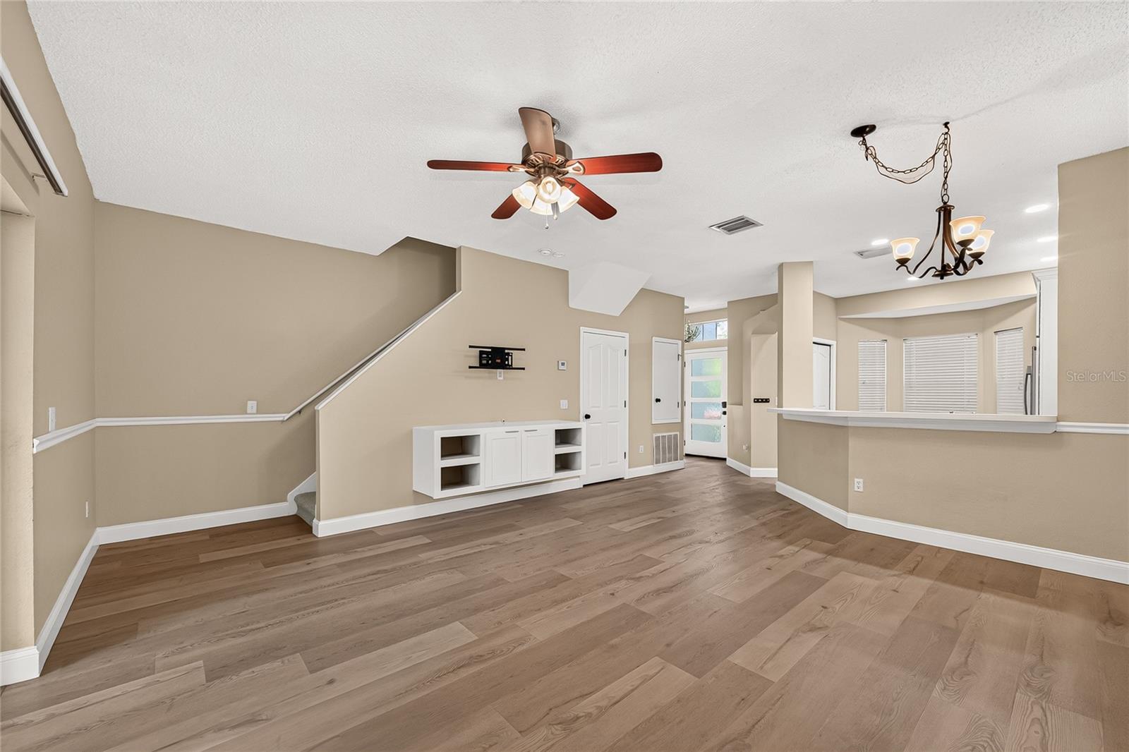 4319 DEERMONT CIR