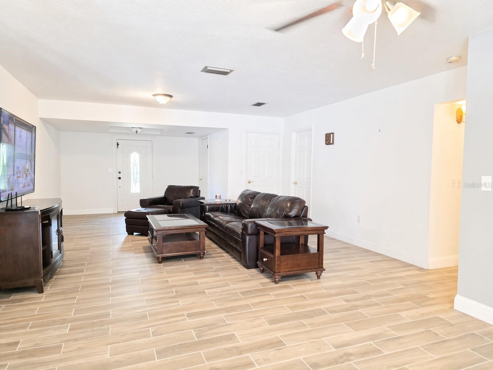 9303 ALICE LN