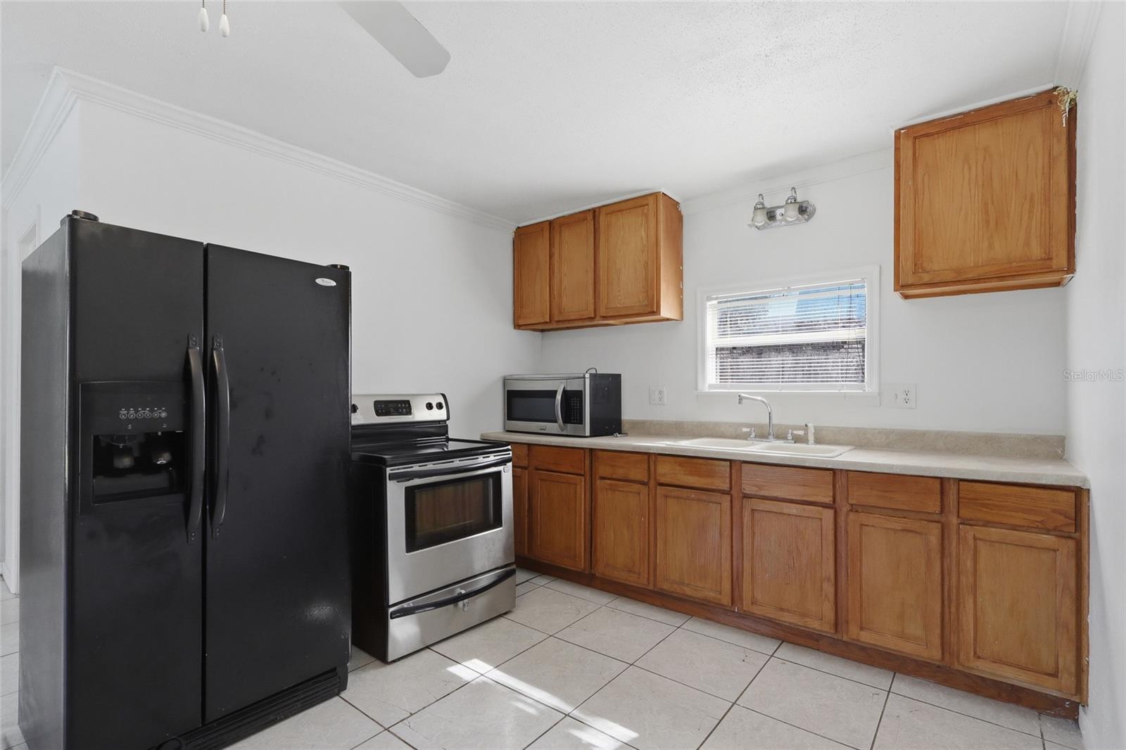 39250 MIRAMAR DR