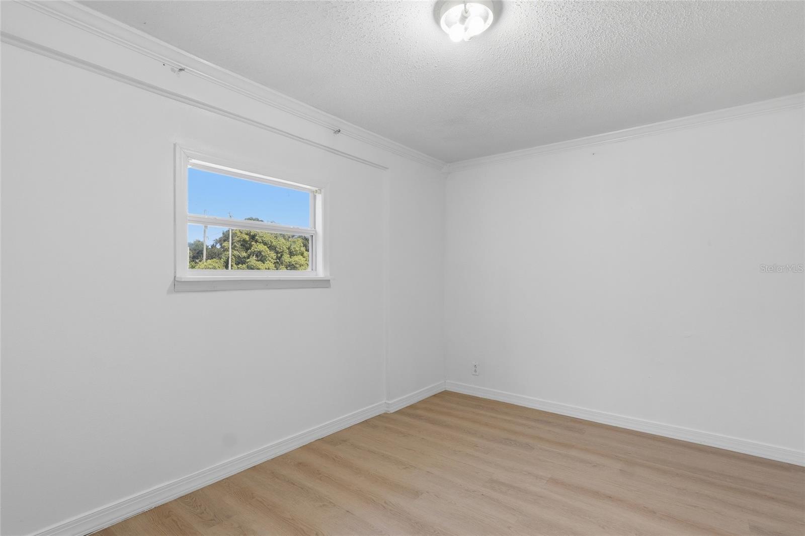 39250 MIRAMAR DR