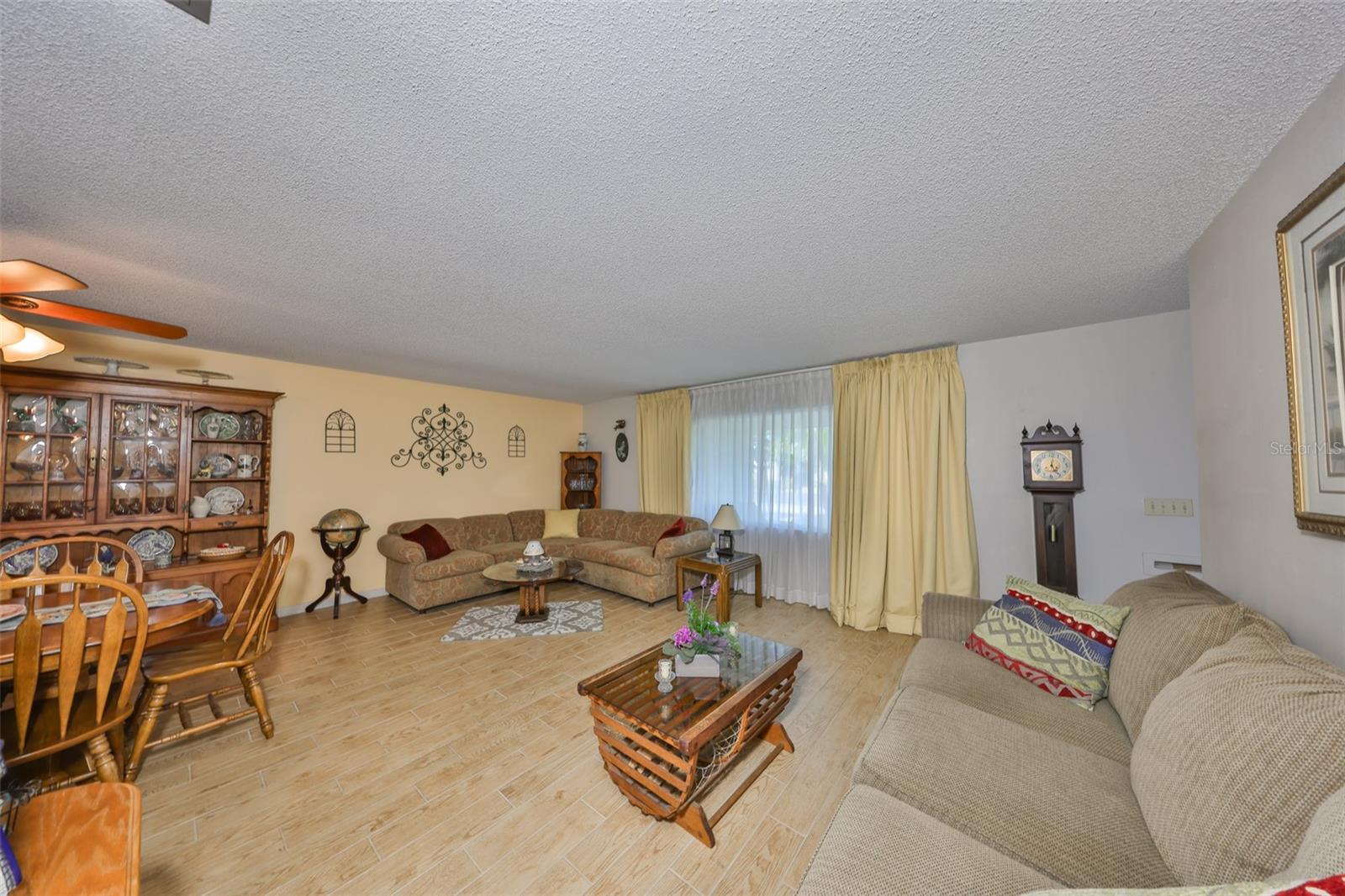 672 ALLEGHENY DR