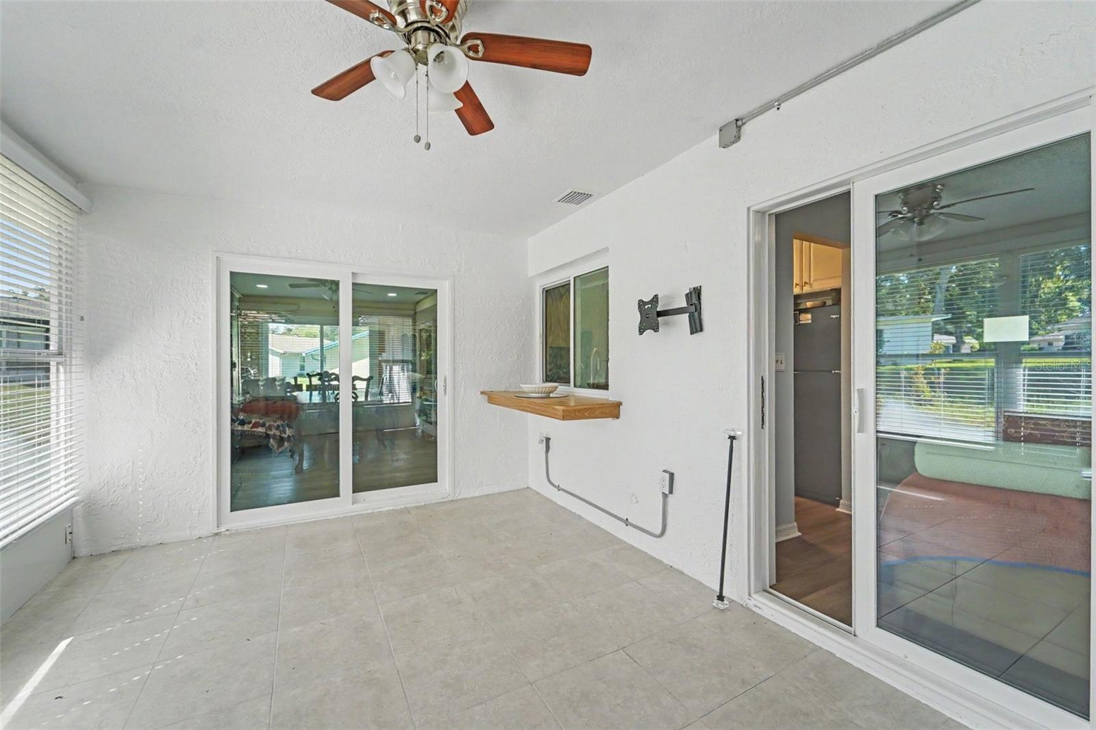 8521 CEDARVIEW CT